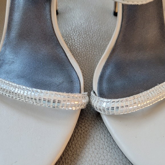 NWOB Armani Exchange heels sz 8 - Picture 6 of 8